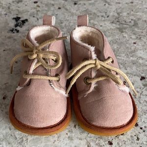 Never worn super cute baby shoes